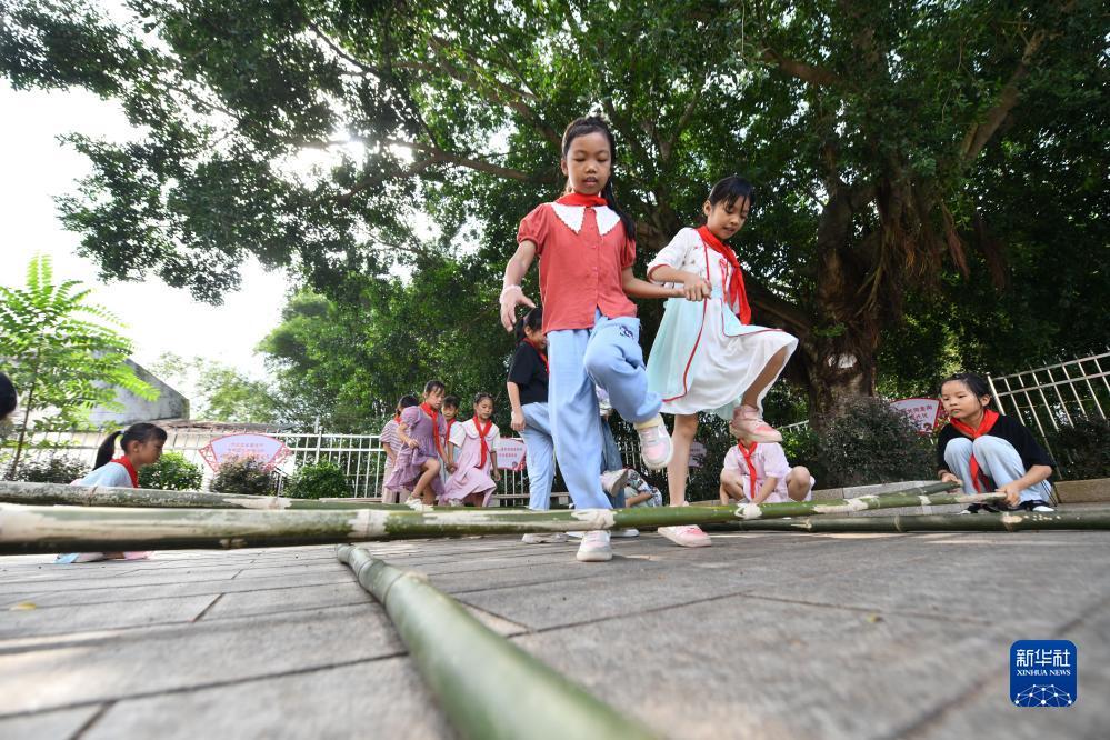 问鼎电子娱乐